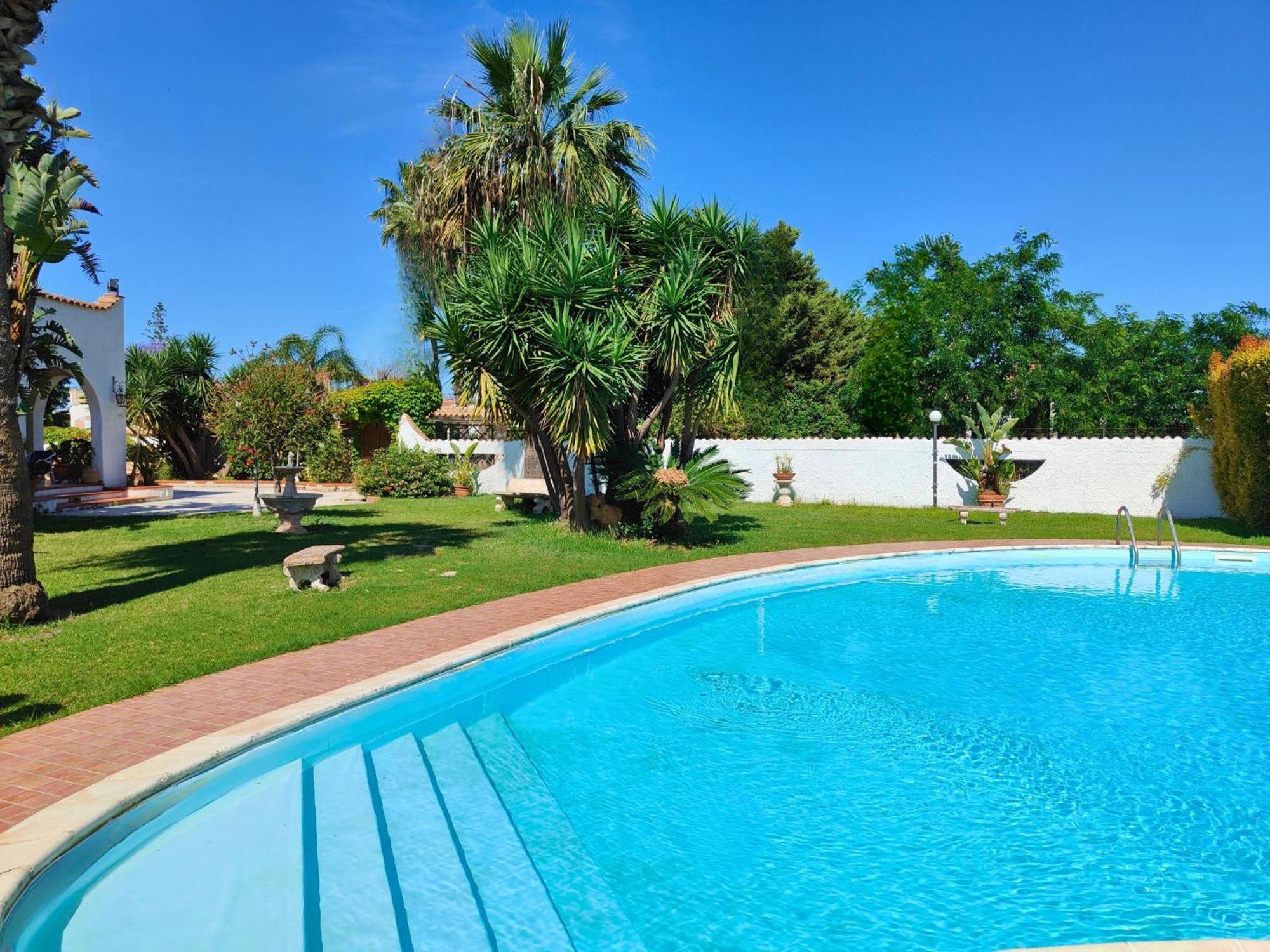 Villa Alfonsa, Fontane Bianche, Siracusa, Private Pool, 10Min From The Beach Extérieur photo