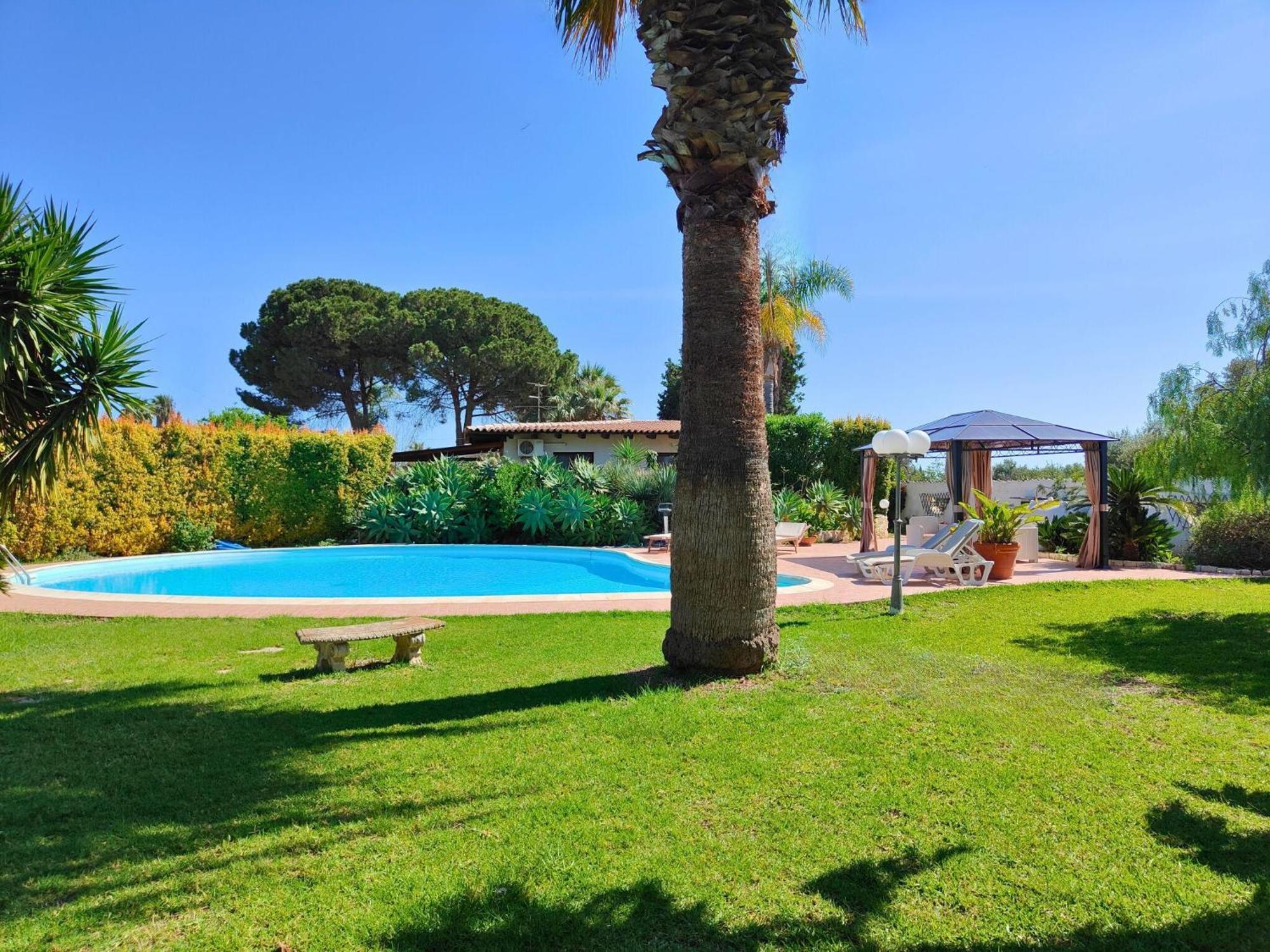 Villa Alfonsa, Fontane Bianche, Siracusa, Private Pool, 10Min From The Beach Extérieur photo